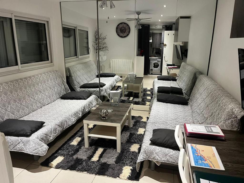 Studio A 2 Pas De La Plage Villeneuve-Loubet Εξωτερικό φωτογραφία